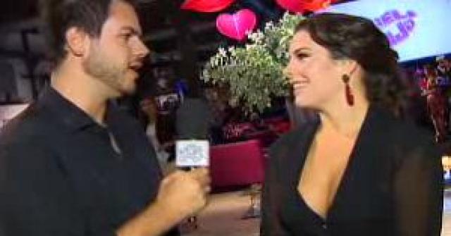 Atriz Fernanda Souza também falou sobre Aquele Beijo: 'é o beijo do Thiaguinho, né'; está cada vez mais apaixonada