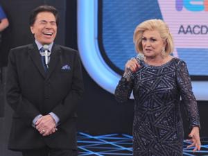 Ex-patrão de Hebe Camargo cria saia-justa durante o Teleton, ao vivo, no SBT; Silvio Santos guarda mágoa de Hebe
