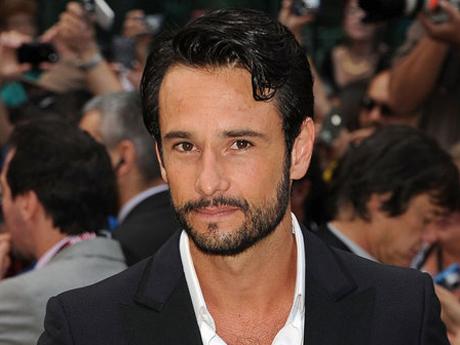 Novo filme vai contar a história do piloto de Fórmula 1, Ayrton Senna, e quem o interpretará é o ator Rodrigo Santoro