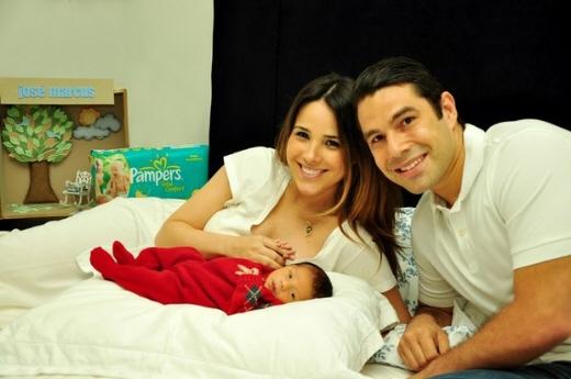 Wanessa Camargo, o filho José Marcus e o marido Marcus Buaiz