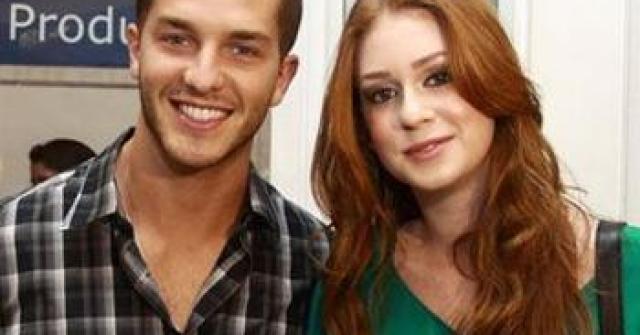 Klebber Toledo e Marina Ruy Barbosa estão cada vez mais apaixonados, mas agora vão sofrer com a distância