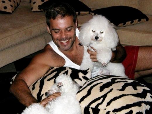Pet dos atores da novela Aquele Beijo