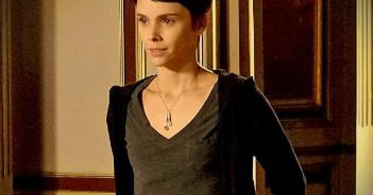 Nina (Débora Falabella) Avenida Brasil