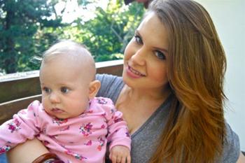Carolinie Figueiredo e filha Bruna Luz