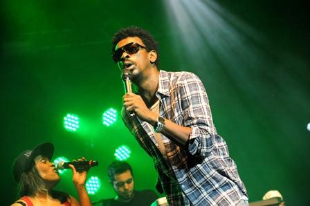 Seu Jorge brilha em show em São José dos Campos