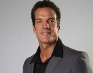 A biografia de Carlos Machado