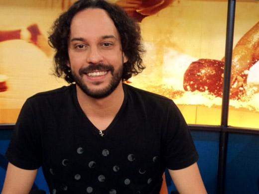 Leia biografia completa do artista brasileiro que escreve letras inteligentes