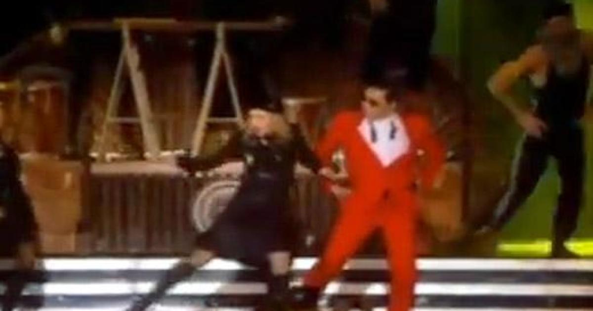 Madonna e Psy dançam Gangnam Style em show