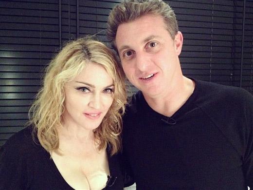 Madonna e Luciano Huck em entrevista para o Caldeirão do Huck