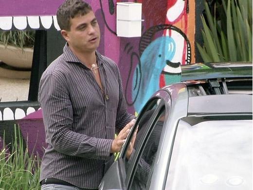 Dhomini, campeão do BBB 4, retorna ao Big Brother Brasil 2013