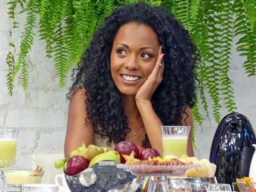 Aline do BBB 13 vai ao programa Mais Você da Rede Globo