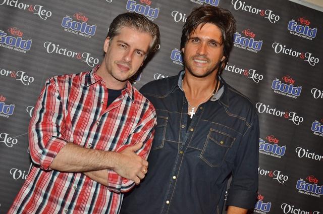 Confira as fotos do show de Victor e Leo em Caçapava na Estância Nativa