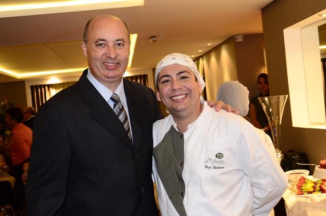 Le Palmier Restaurant inaugura no Vila Ema