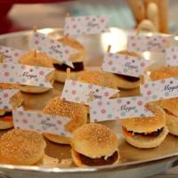 Festa de aniversário com lanchinhos
