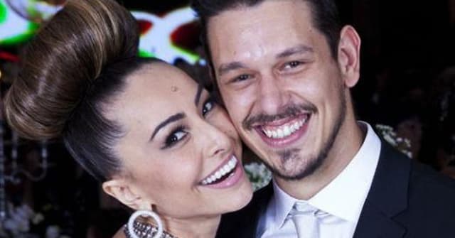 Sabrina Sato e João Vicente de Castro namorando casamento
