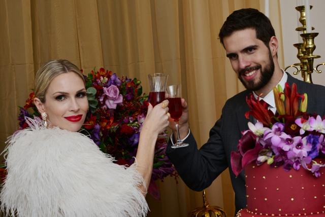 Gilberto Freitas fotografa o casamento de Talytha Govale e Roger Prado em cerimônia romântica, elegante e de muito bom gosto