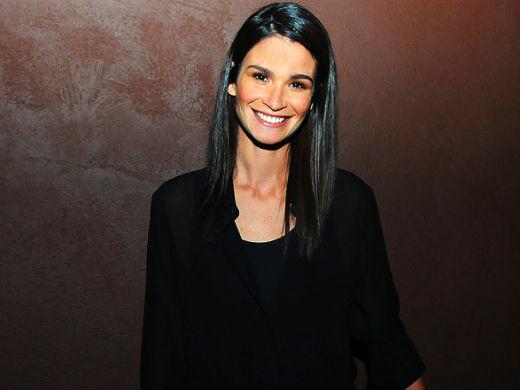 Carol Ribeiro Oscar 2015 TNT