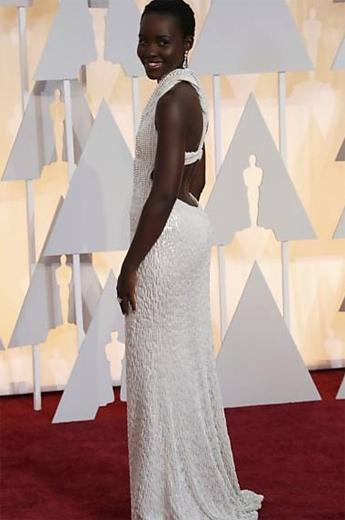 Look de Lupita Nyong'o e seu vestido no Oscar 2015