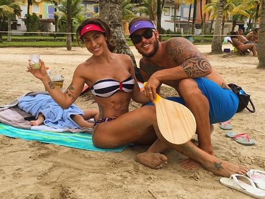 Jaque Khury gravidez grávida filho Gael corpo estrias
