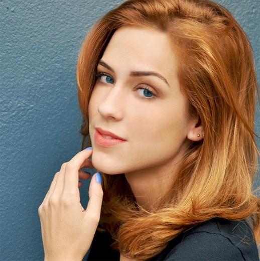 Sophia Abrahão corta cabelo ruivo e exibe fotos das madeixas