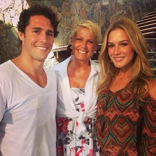Flávio Canto e a ex-mulher Fiorella, com Xuxa