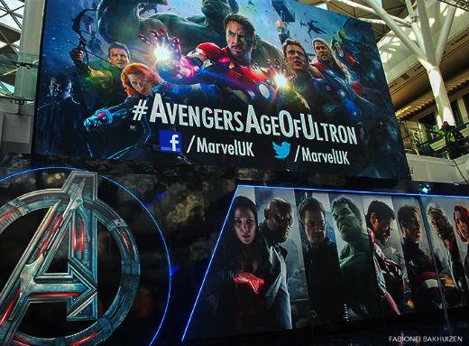 Repórter brasileira entrevista estrelas do filme Vingadores 2: Era de Ultron; Mark Ruffalo se diverte