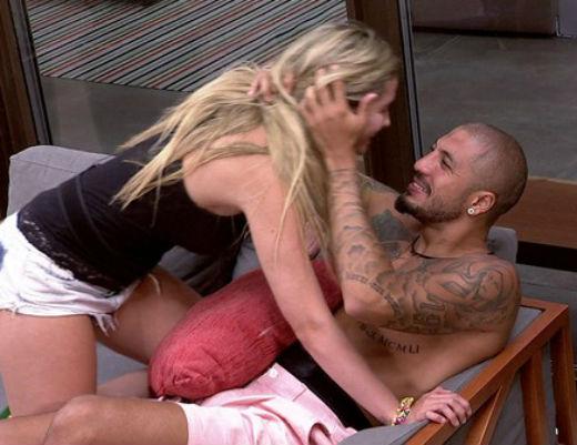Aline e Fernando BBB 15 apartamento