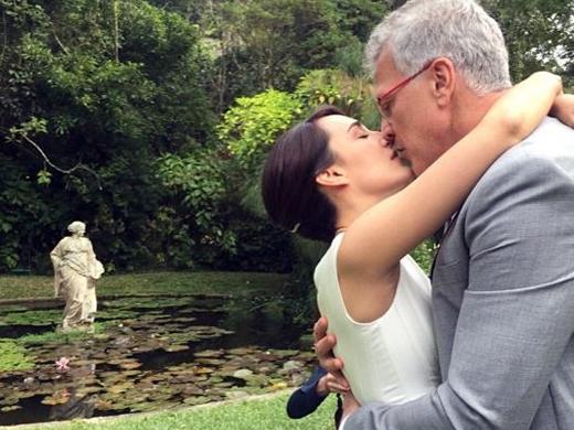 Sabia que aquele famoso discurso poético que Pedro Bial faz no Paredão do BBB esteve presente no próprio casamento do apresentador?