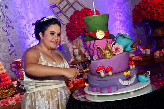Gilberto Freitas fotografa Festa de 15 anos da Giovanna Donzellini no Espaço Urbanova em São José dos Campos - SP