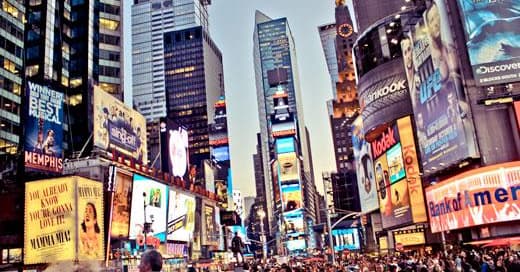 Times Square em New York é o centro do entretenimento