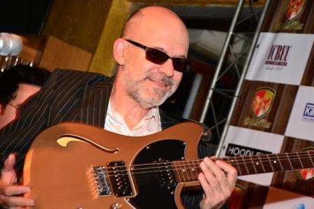 Projeto Guten Blues tem Nuno Mindelis em apresentação imperdível nesta 6a.feira