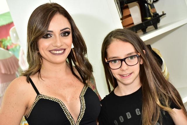 Suellen Natalie inaugura Lindaap Boutique com looks da coleção 2017
