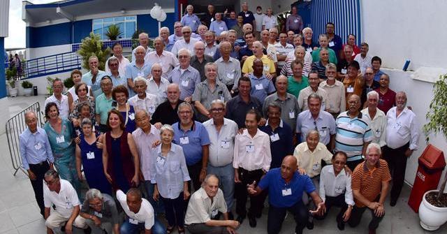 Associação dos Pioneiros e Veteranos da Embraer oferece coquetel e almoço para 250 pessoas na sede da Associação em São José dos Campos - SP