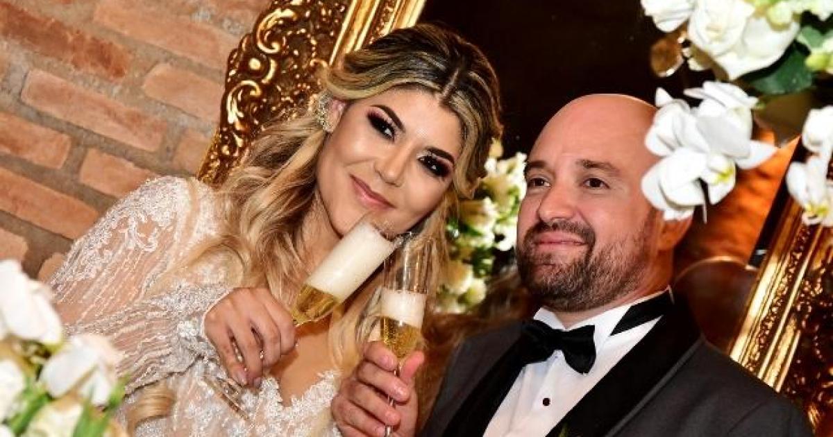 Carol Scarpelli e Evandro Alonso oficializam união depois de muitos anos juntos