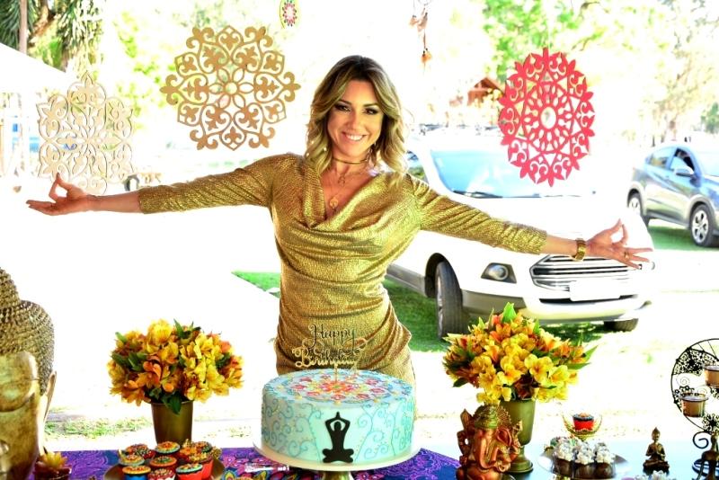 A Coluna Social de OsPaparazzi acompanhou a comemoração de aniversário de tata Vidal na Estrada Jaguariúna em São José dos Campos - SP
