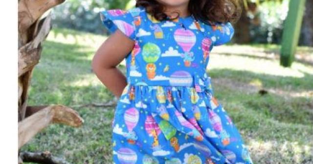 vestido Baloons Blue para meninas Duas Pequeninas (Foto: Duas Pequeninas)