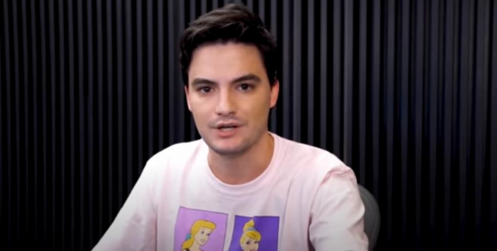 Felipe Neto manda recado para famosos no YouTube