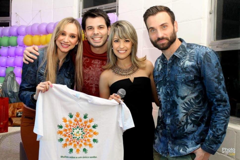 Andressa Lopez com Kelly Maria e Jonas Almeida