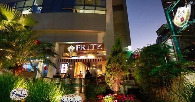 Anote o endereço do Fritz em SJC: Rua das Arraias, 50. Jardim Aquarius. São José dos Campos. (12)3931-9058