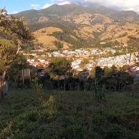 Terreno novo de Mariana Felício e Daniel Saullo em Passa Quatro