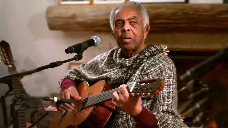 Gilberto Gil é um dos mais importantes músicos do Brasil. Confira sua biografia, quem são os filhos de Gilberto Gil e seus melhores momentos!