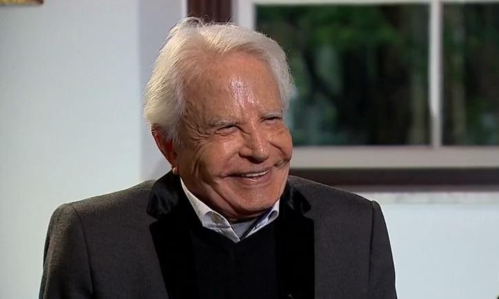 Apresentamos a biografia do apresentador Cid Moreira, uma das vozes mais fortes do Brasil; ele nos deixou em 3 de outubro de 2024