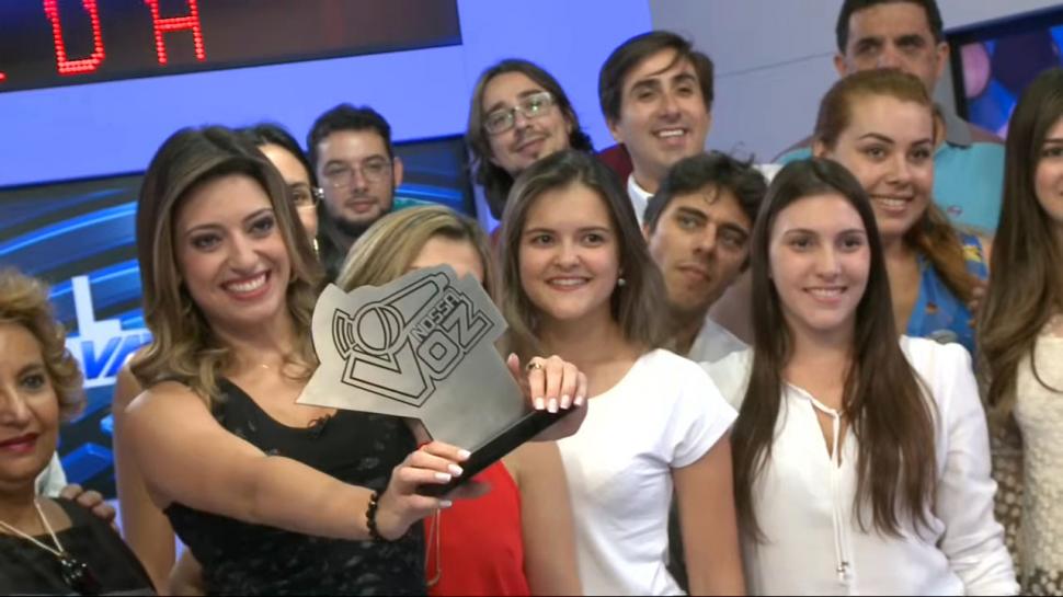 Ana Paula Torquetti e equipe da Rede Vanguarda