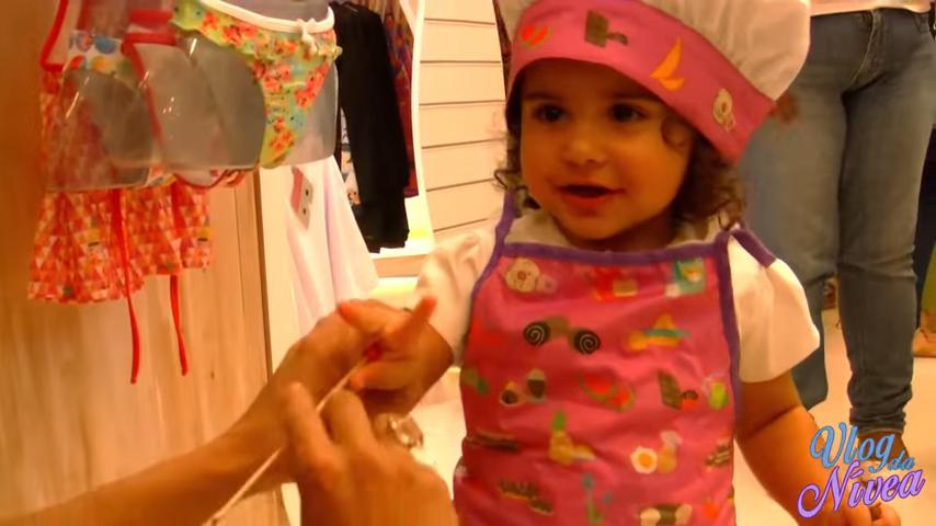A filha de Nívea Stelmann sonha em trabalhar como atriz nos EUA