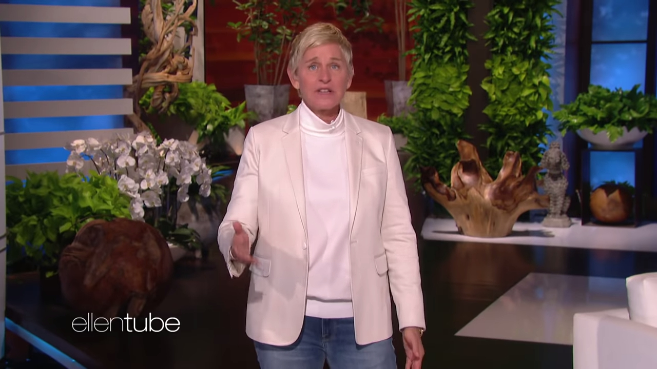 Ellen DeGeneres na televisão (Foto: Reprodução/ YouTube)