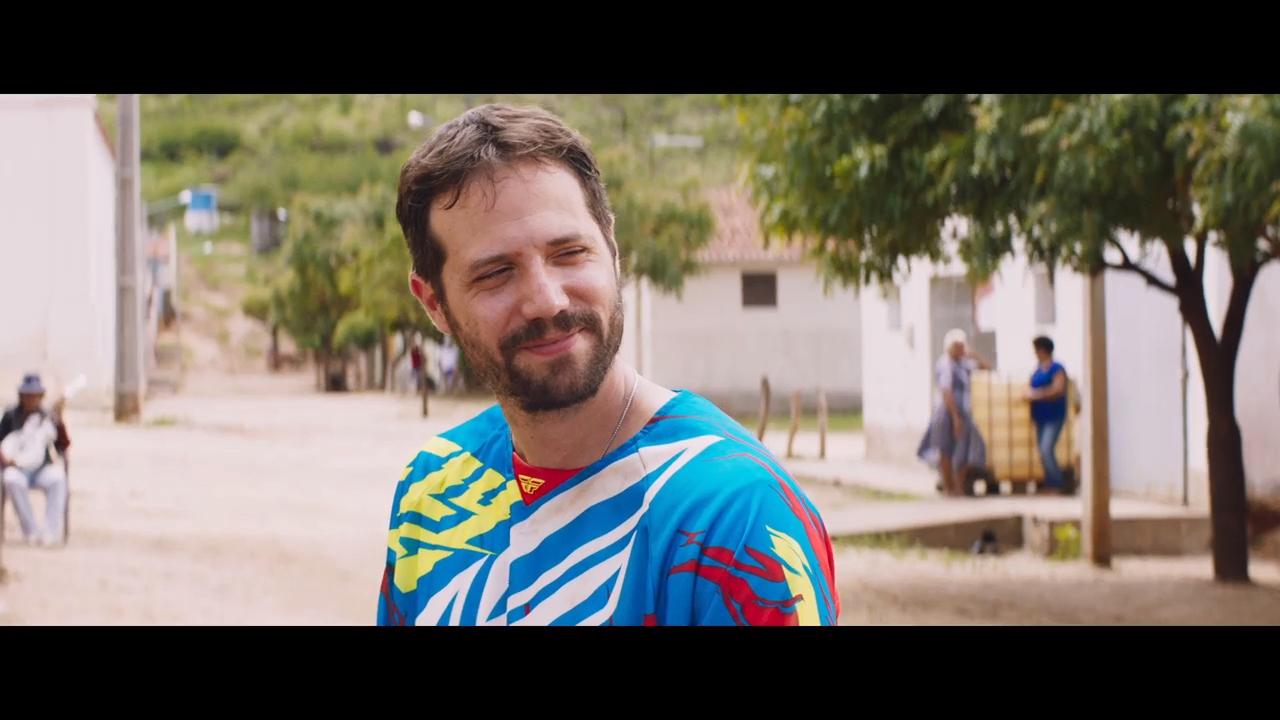 Cenas do filme Bacurau