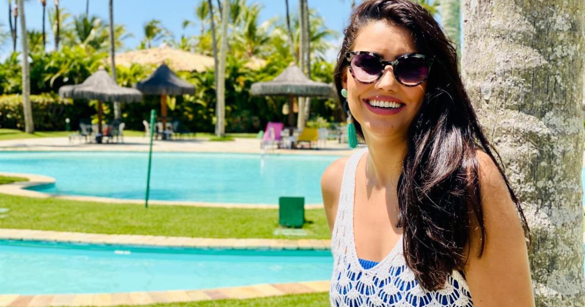 Fotos de Mariana Felício em resort com praia na Bahia