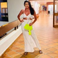 Fotos de Mariana Felício em resort com praia na Bahia