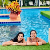 Fotos de Mariana Felício em resort com praia na Bahia