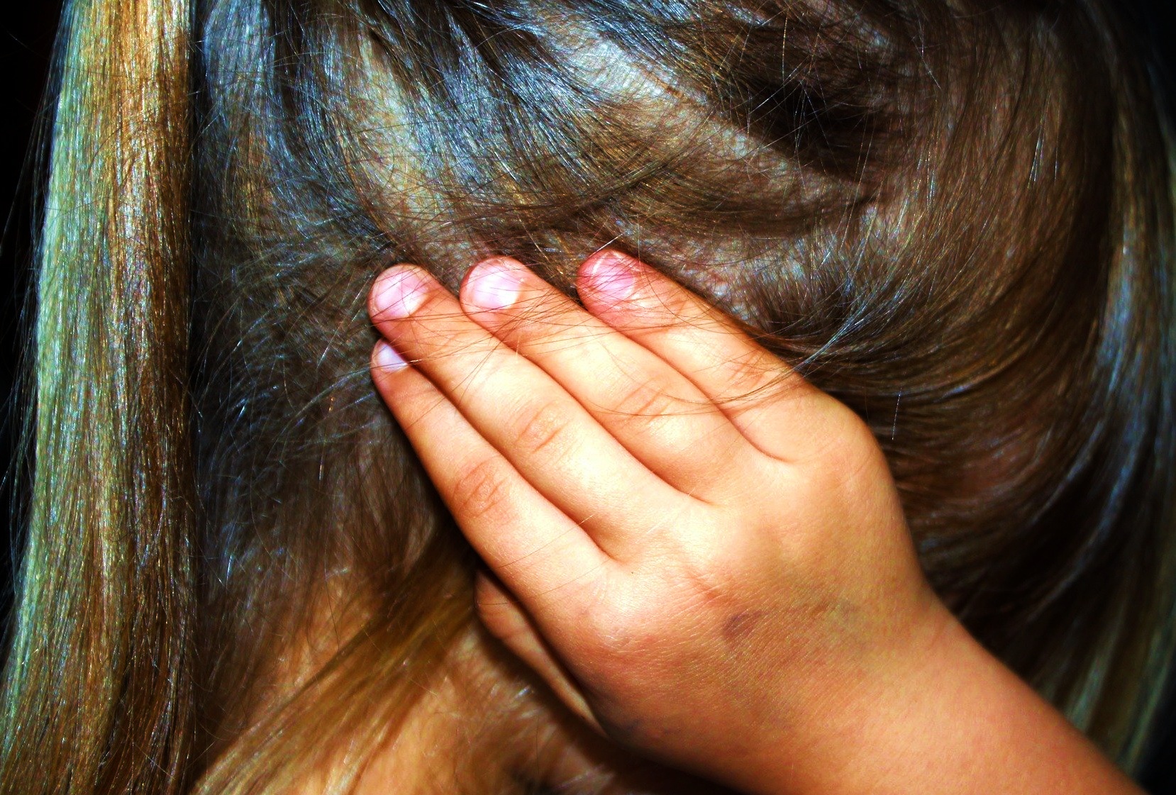 A importância da comunicação não violenta para famílias e educadores. Pais e Filhos podem se informar mais com Agda Ribeiro